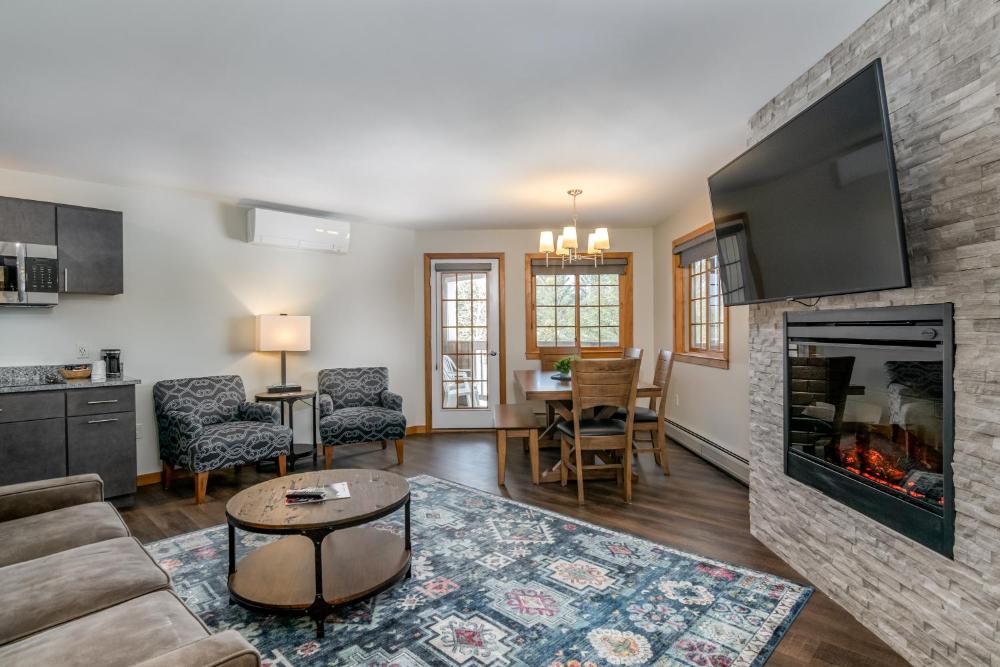 Two Bedroom Condo Mountain View interior